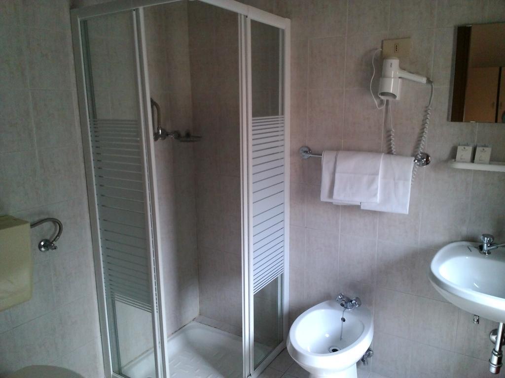 Hotel Brioni Triëst Buitenkant foto